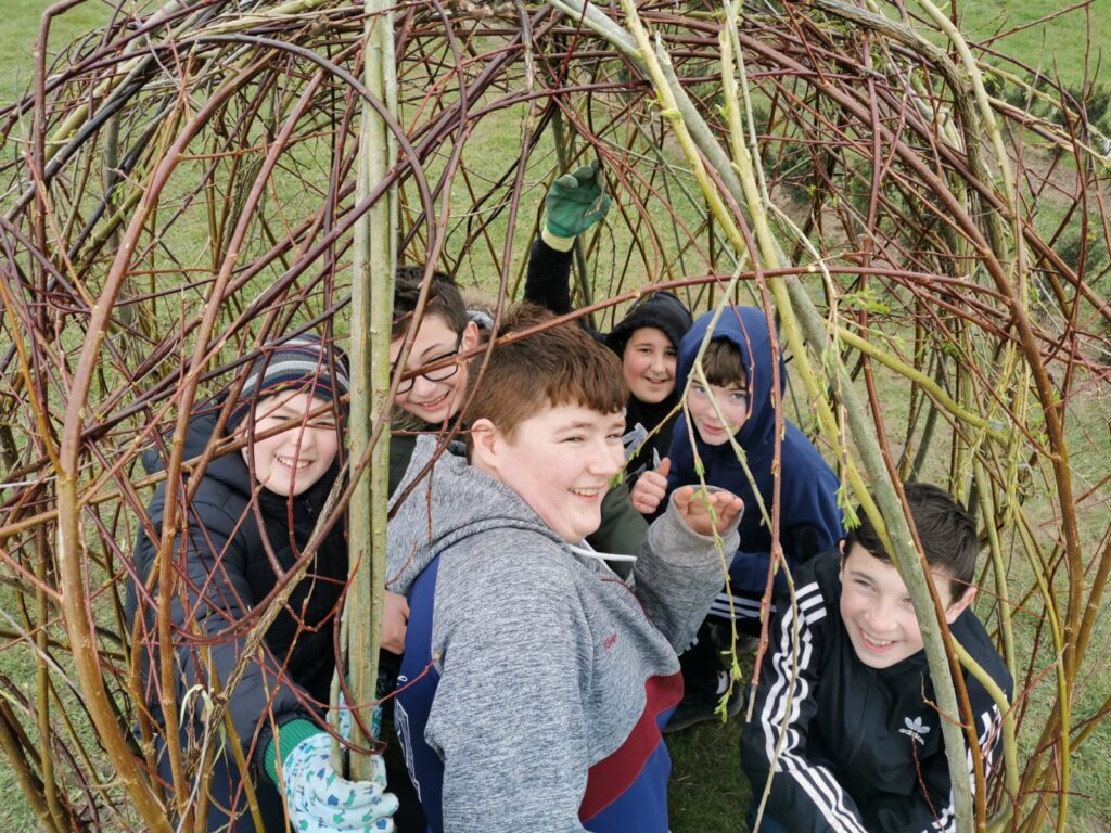 25 March - Building the Willow Huts